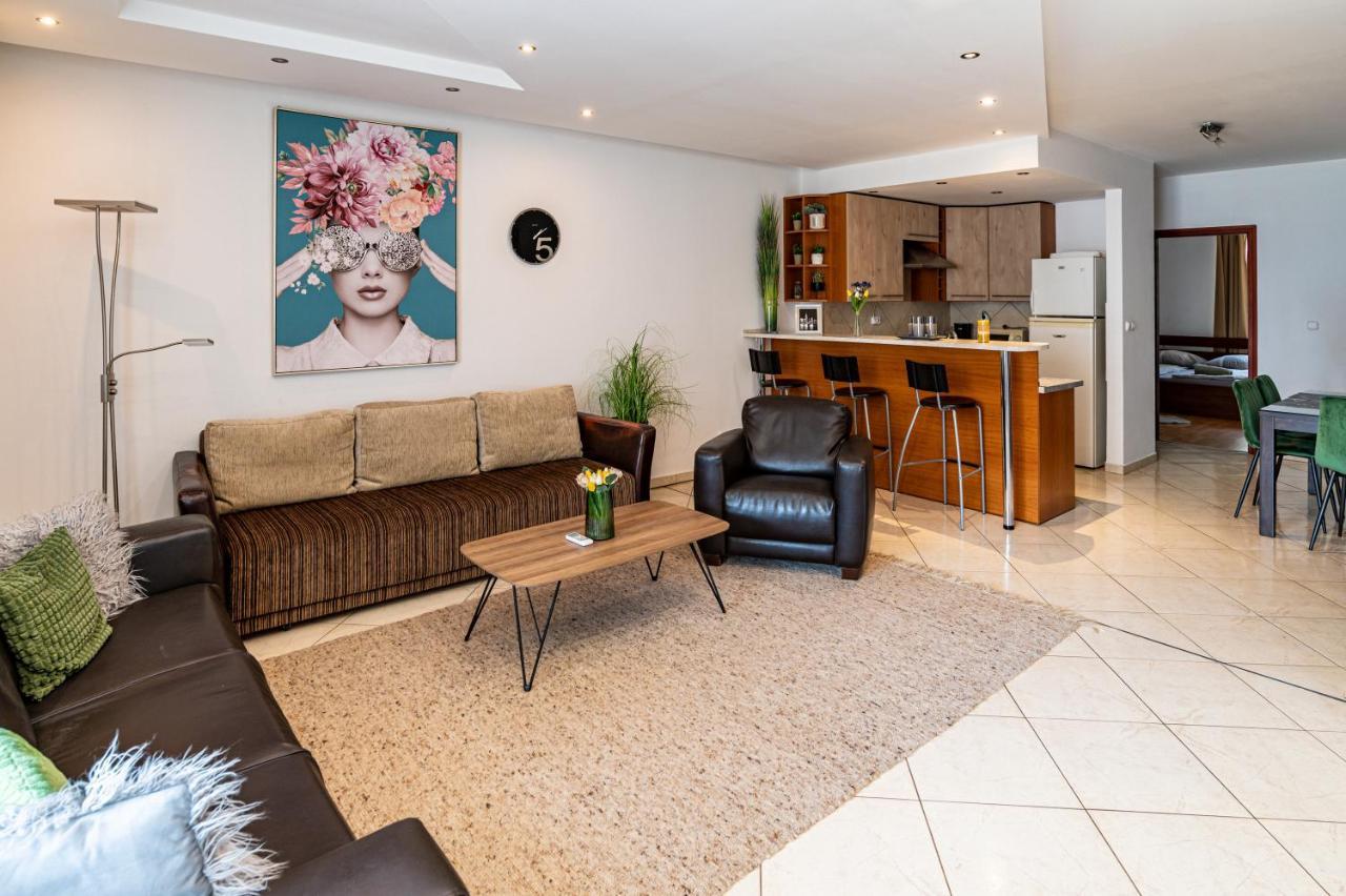 Elite Center Apartman سيغيد المظهر الخارجي الصورة