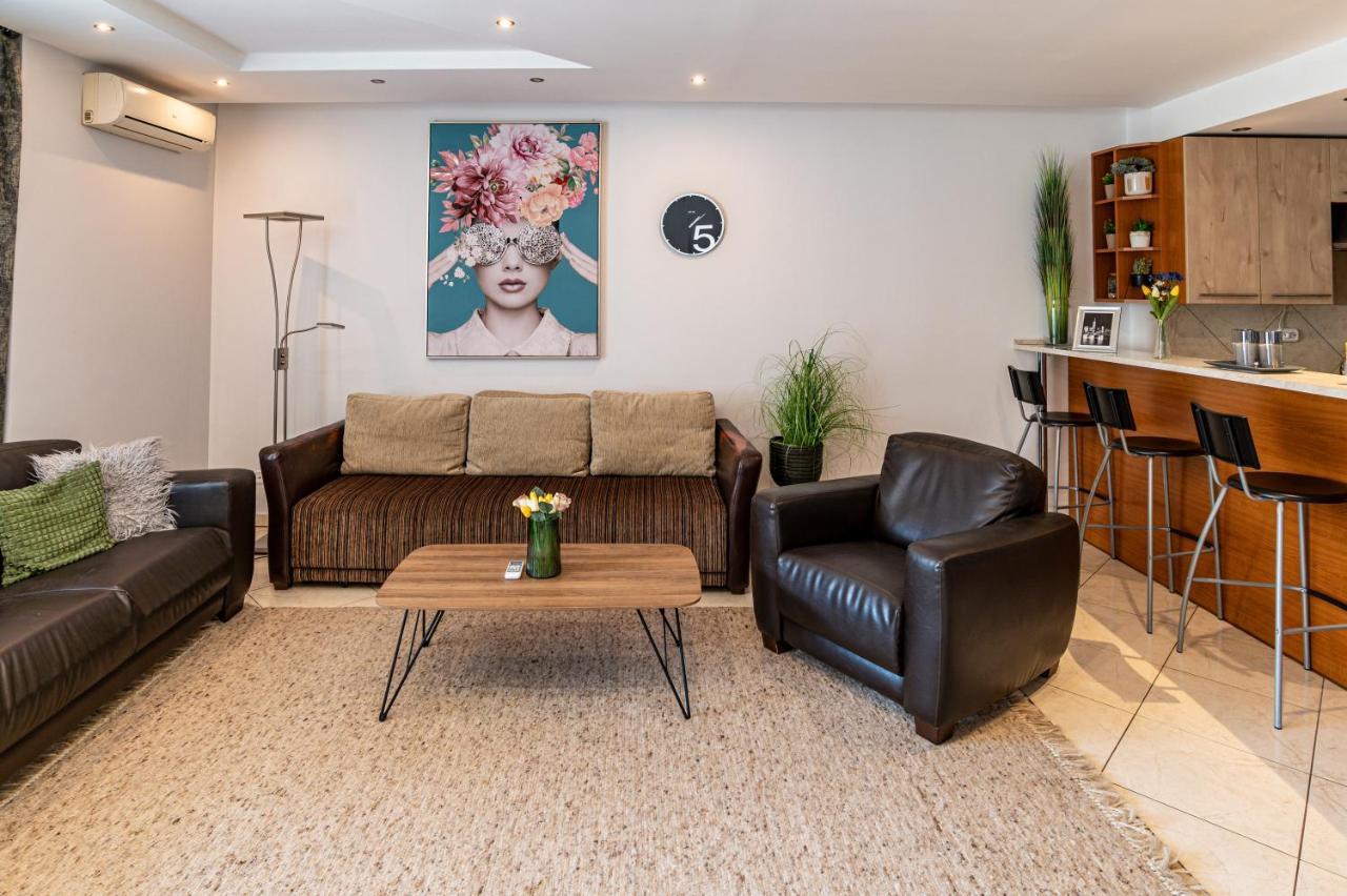 Elite Center Apartman سيغيد المظهر الخارجي الصورة